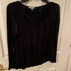 Long sleeve black tee